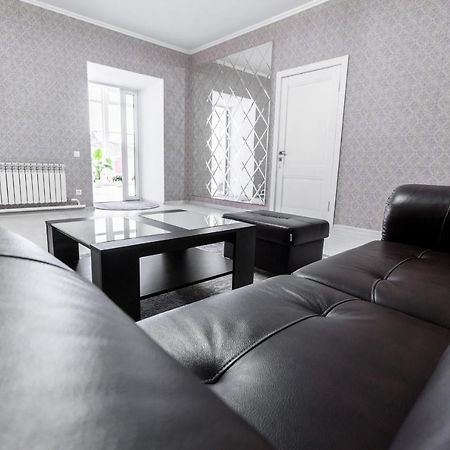 Mixx Hotel Каракол Екстер'єр фото