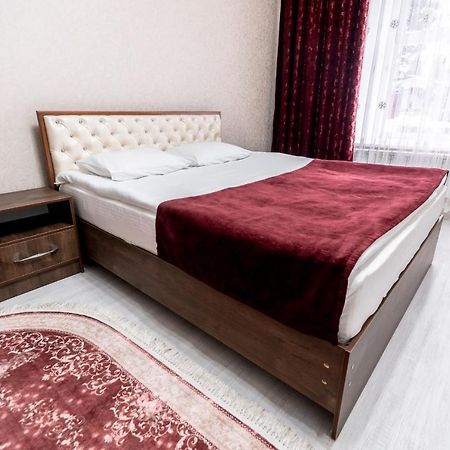 Mixx Hotel Каракол Екстер'єр фото