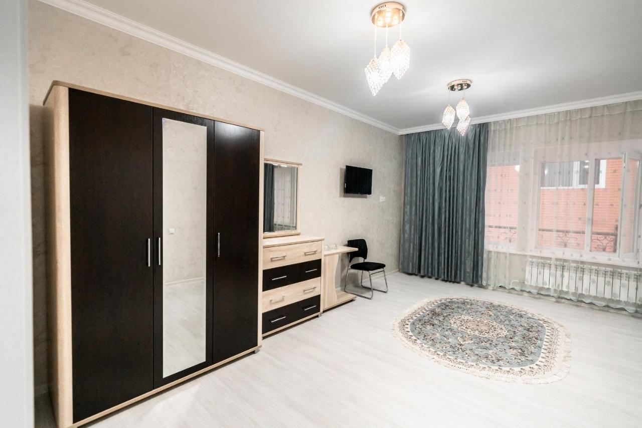 Mixx Hotel Каракол Екстер'єр фото