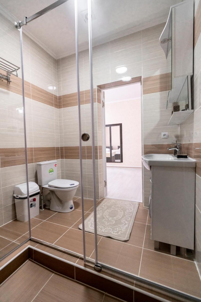 Mixx Hotel Каракол Екстер'єр фото