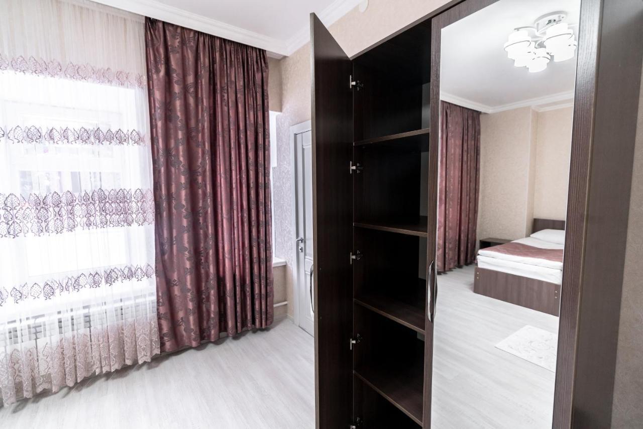 Mixx Hotel Каракол Екстер'єр фото