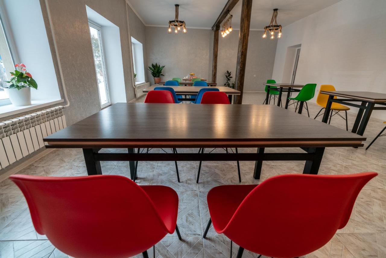 Mixx Hotel Каракол Екстер'єр фото